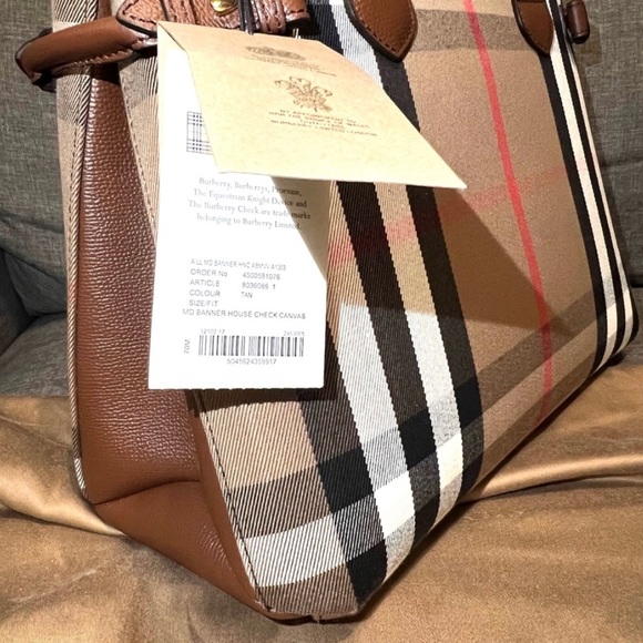 Burberry medium Banner House Check shoulder bag - Picture 12 of 12